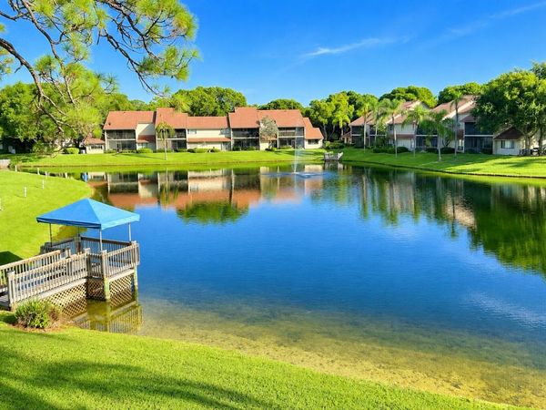 5751 Coach House Circle, Unit E, Boca Raton, FL 33486