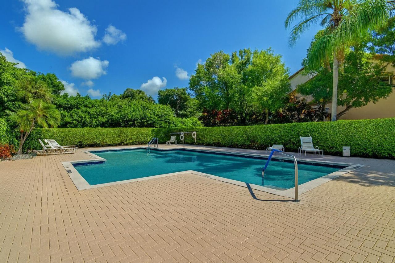 5751 Coach House Circle, Unit E, Boca Raton, FL 33486 Photo