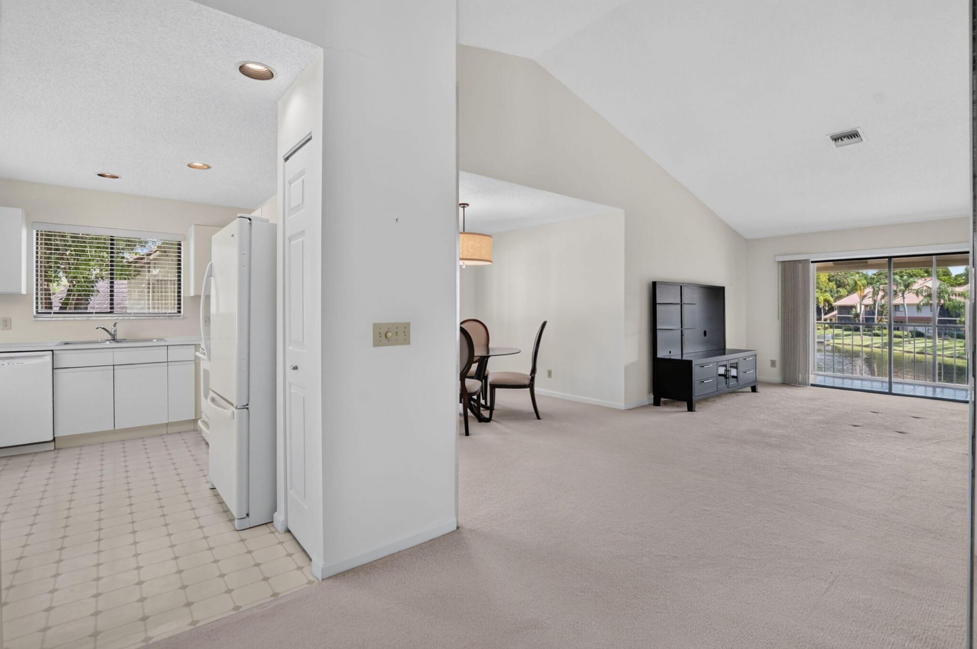5751 Coach House Circle, Unit E, Boca Raton, FL 33486 Photo