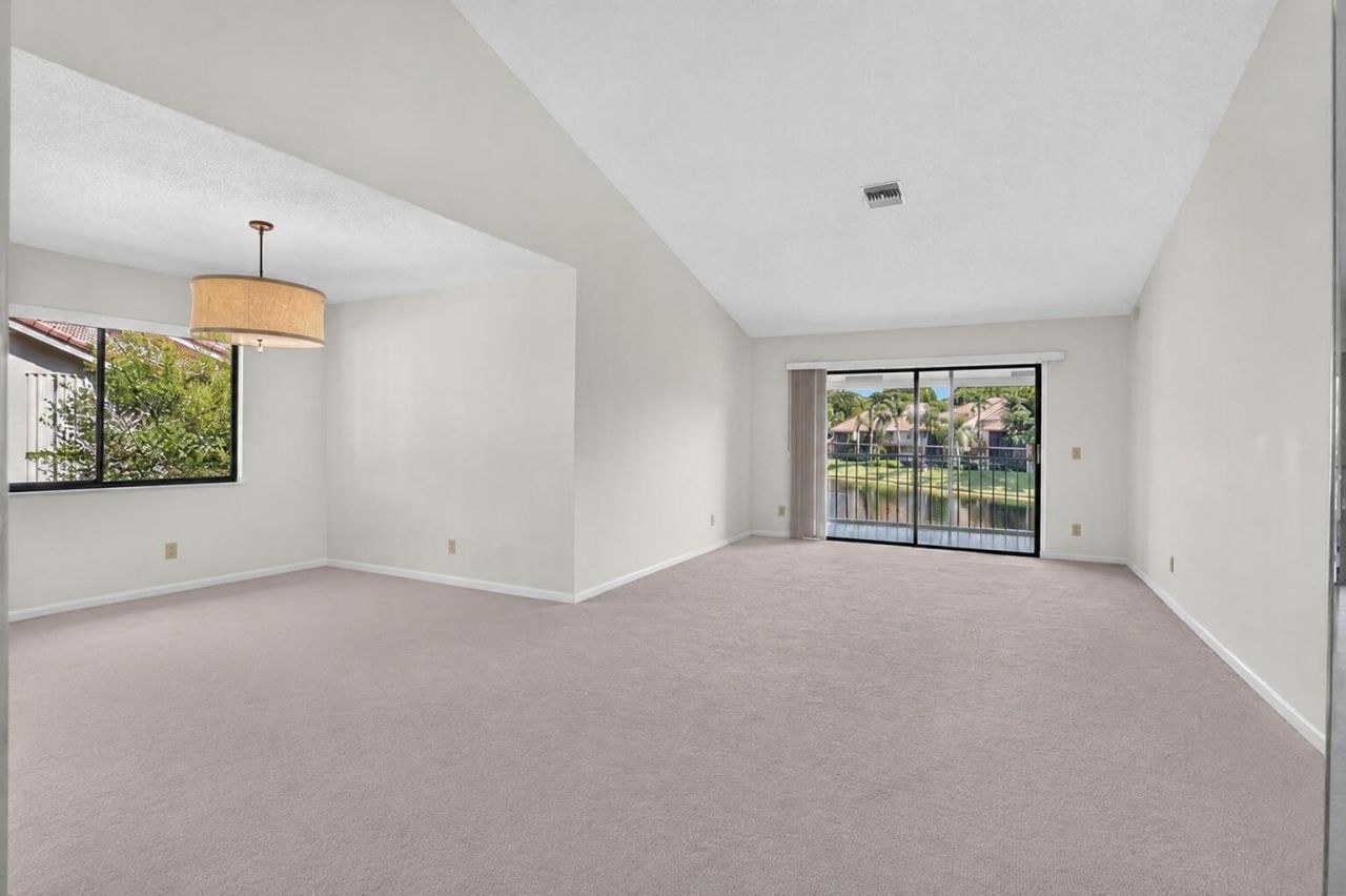 5751 Coach House Circle, Unit E, Boca Raton, FL 33486 Photo