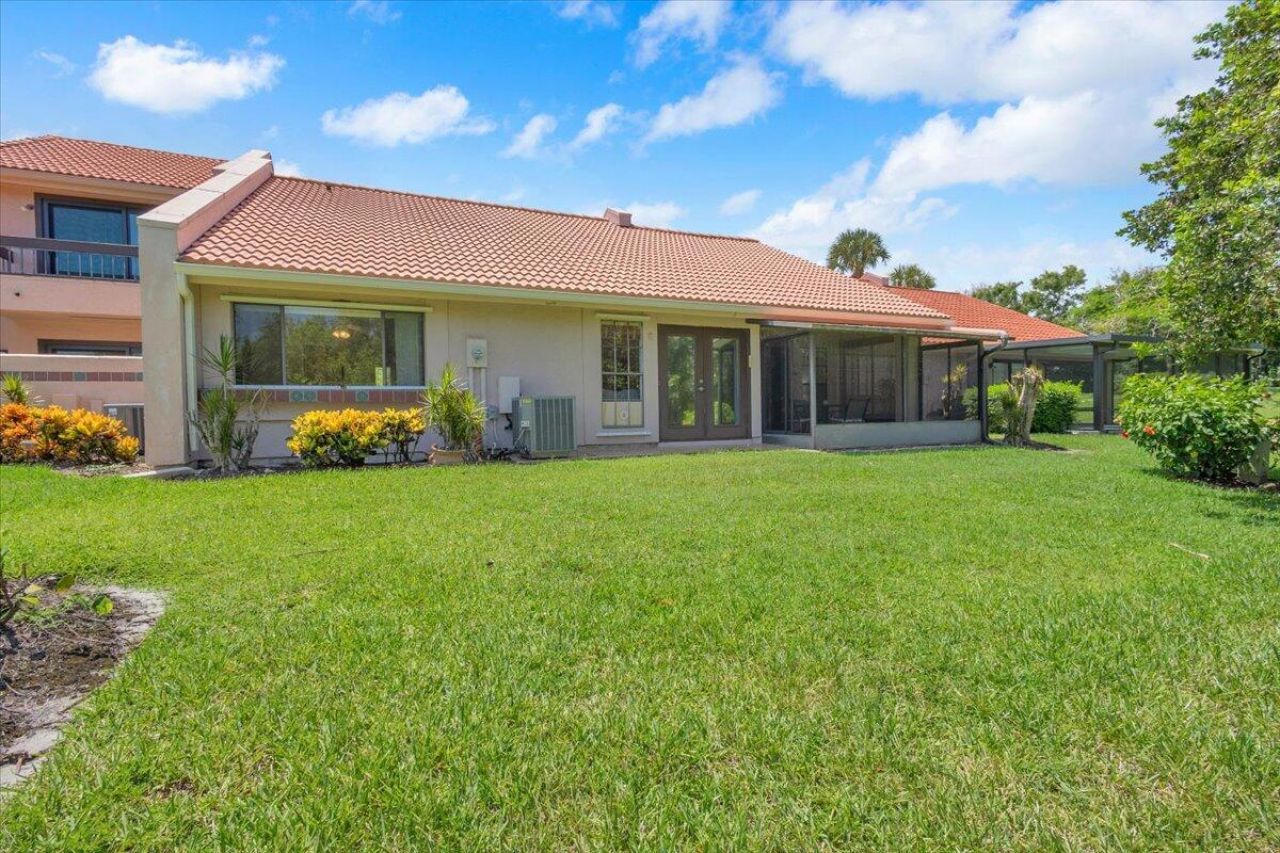 3303 SE Sandpiper Circle, Port Saint Lucie, FL 34952 Photo