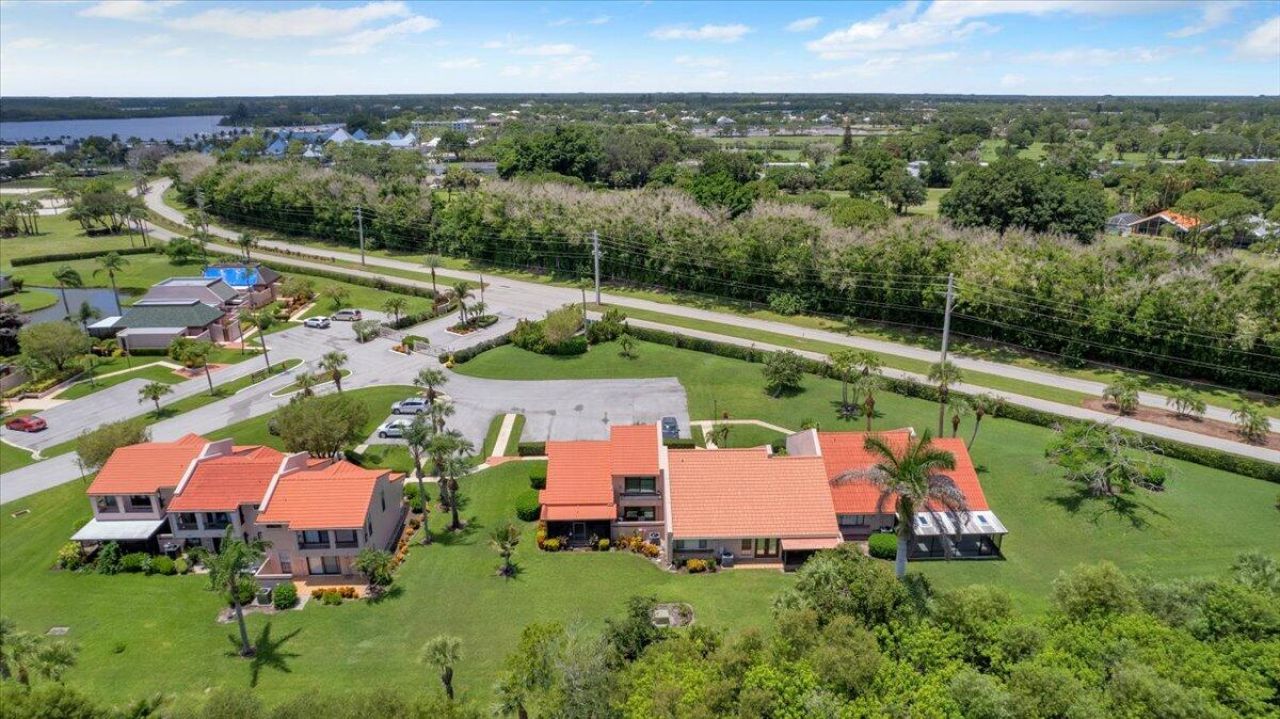 3303 SE Sandpiper Circle, Port Saint Lucie, FL 34952 Photo