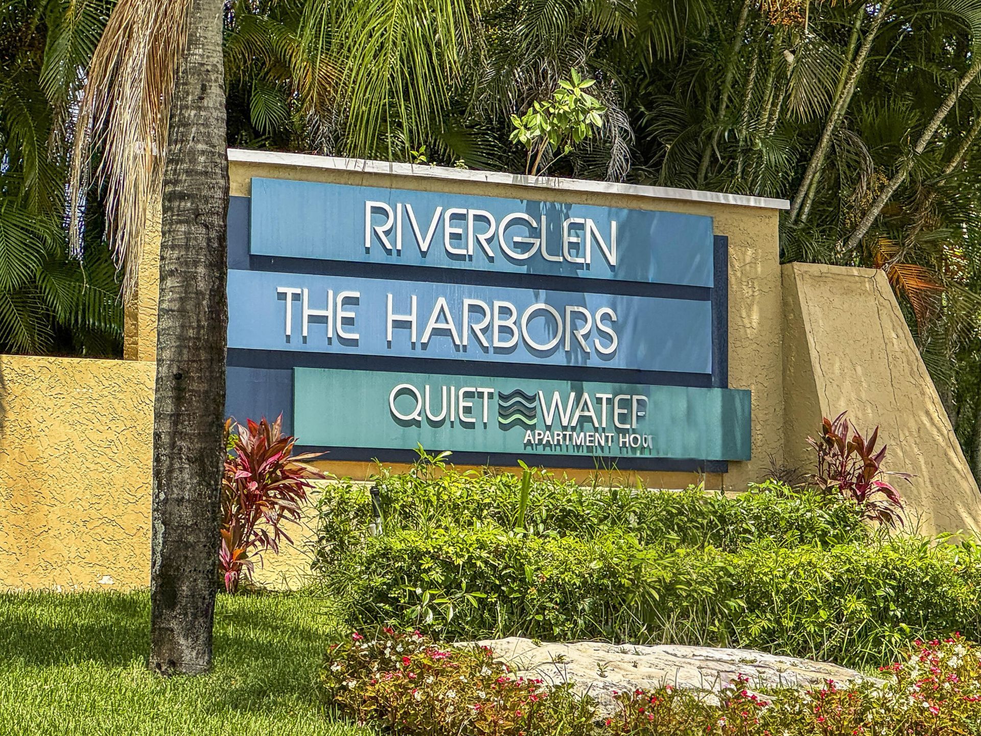 461 NW 47th Avenue, Deerfield Beach, FL 33442 Photo