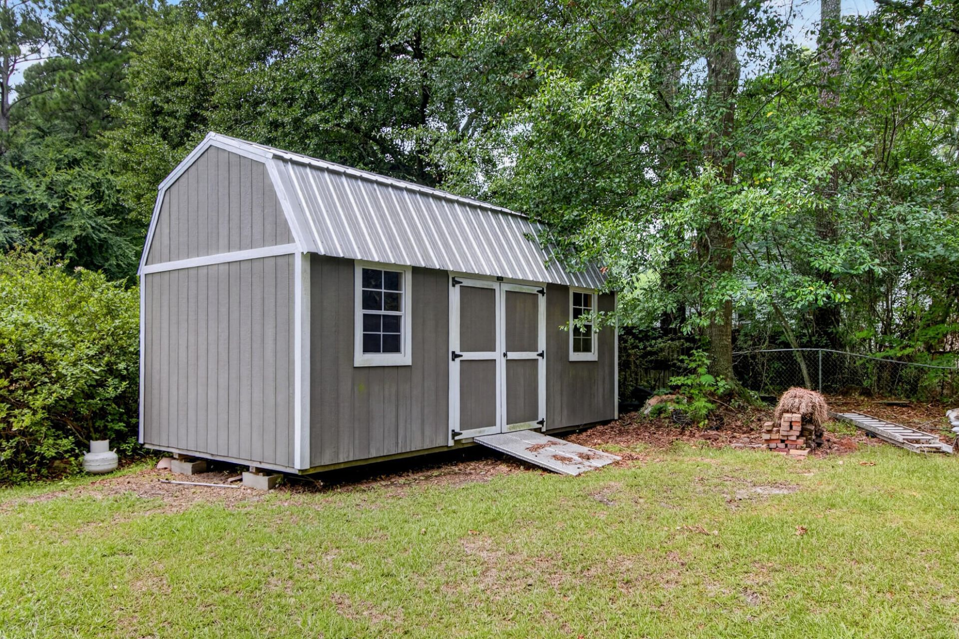 124 Axtell Drive Photo 31