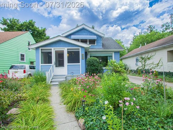 522 Laprairie Street, Ferndale, Mi 48220