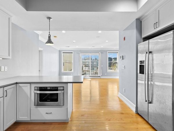 37 P St, Unit 3, Boston, MA 02127
