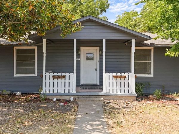 1200 S Jackson Street, Kaufman, TX 75142