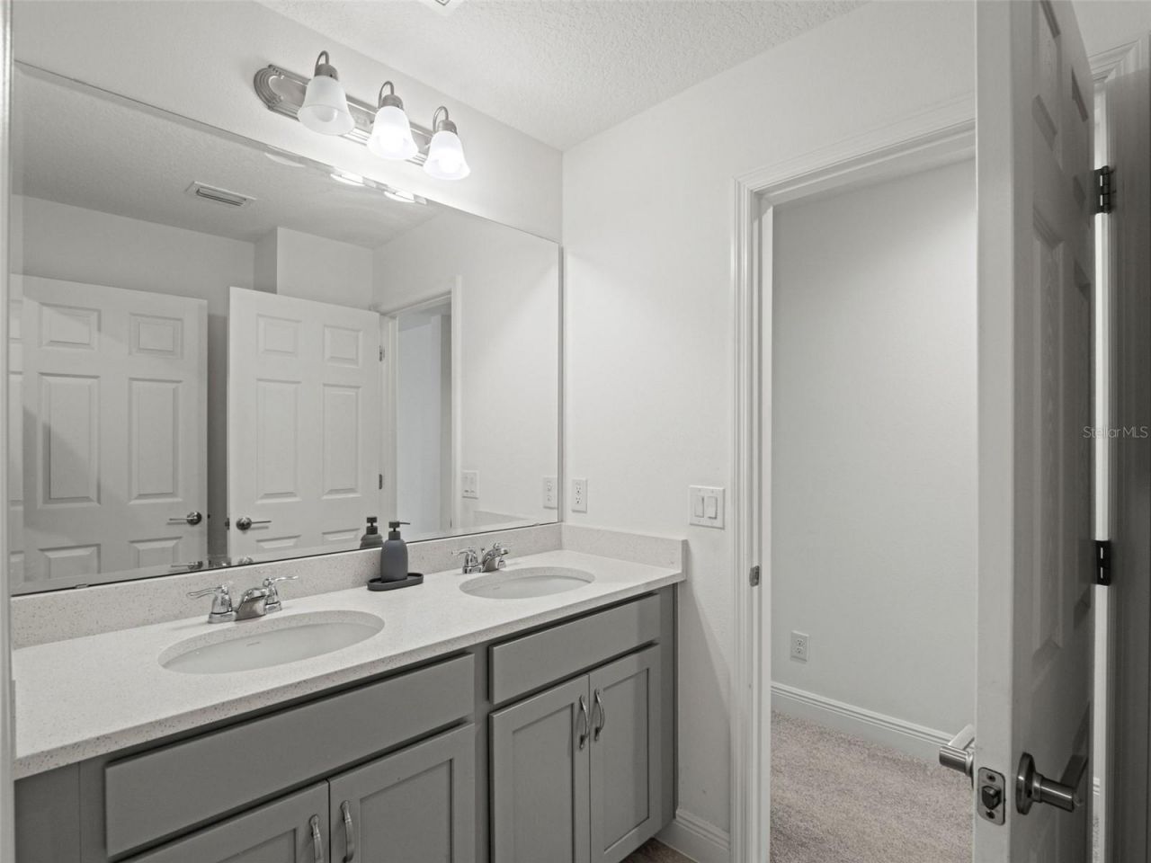 480 Switchgrass Loop, Minneola, FL 34715 Photo