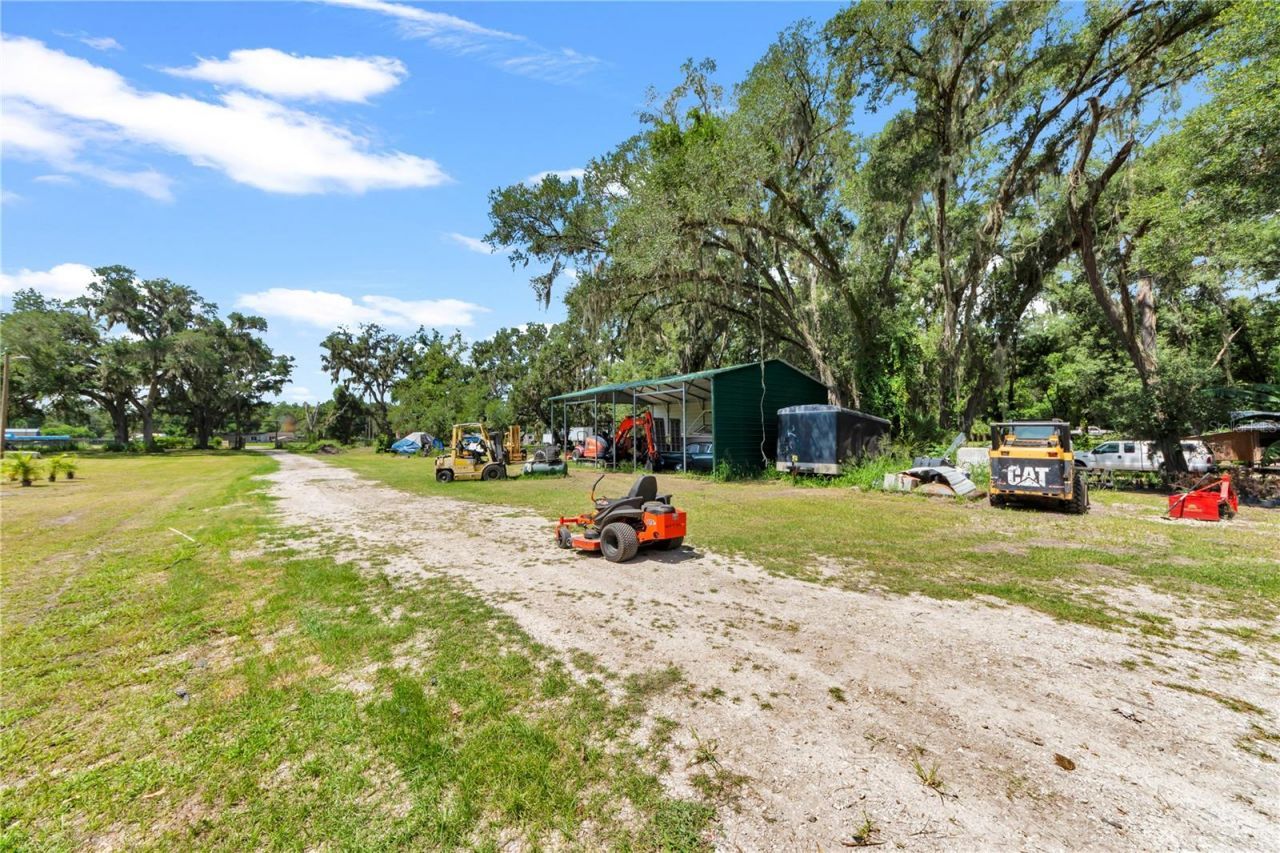 9922 Rockhill Road, Thonotosassa, FL 33592 Photo