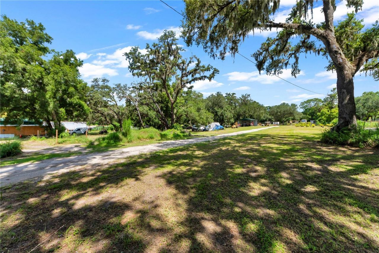 9922 Rockhill Road, Thonotosassa, FL 33592 Photo