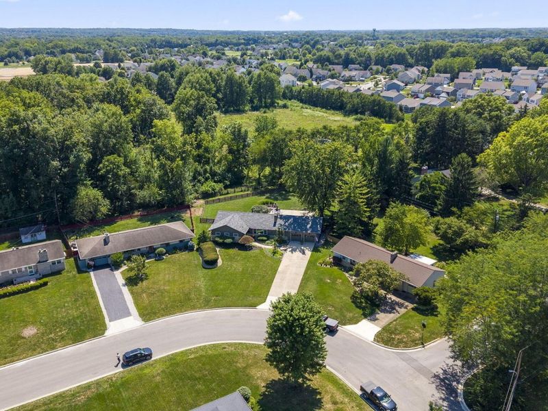 305 Woodsview Drive, Canal Winchester, OH 43110 Photo 59