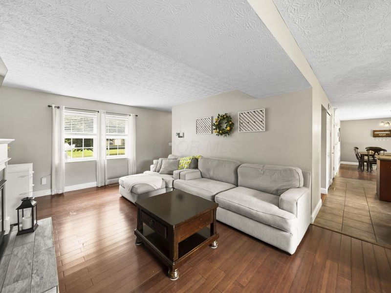 914 Windbourne Street, Columbus, OH 43230 Photo 8
