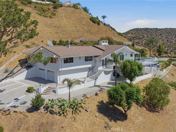 150 Saddlebow Road, Bell Canyon, CA 91307