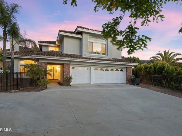 1868 Crystal View Circle, Thousand Oaks, CA 91320