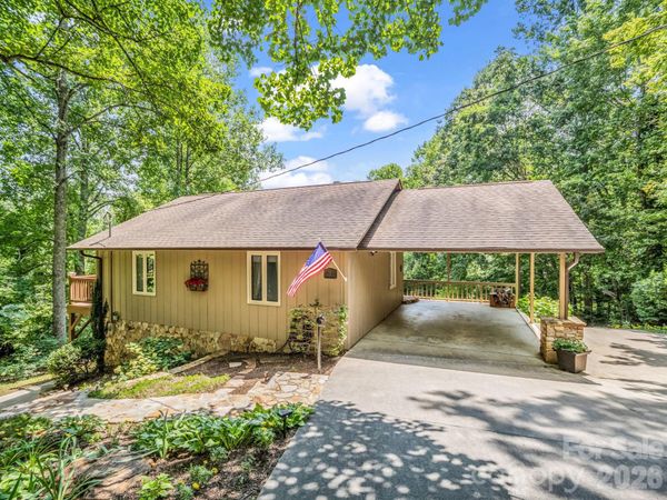 12 Chippewa Trail , Black Mountain, NC 28711