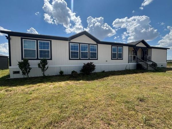 60261 S County Road 197 , Arnett, OK 73832