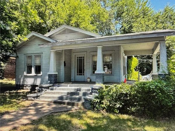 800 W Main Street , Clarksville, AR 72830