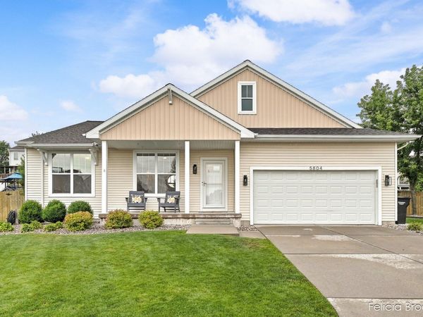 5804 Sage River Court SW, Wyoming, MI 49418
