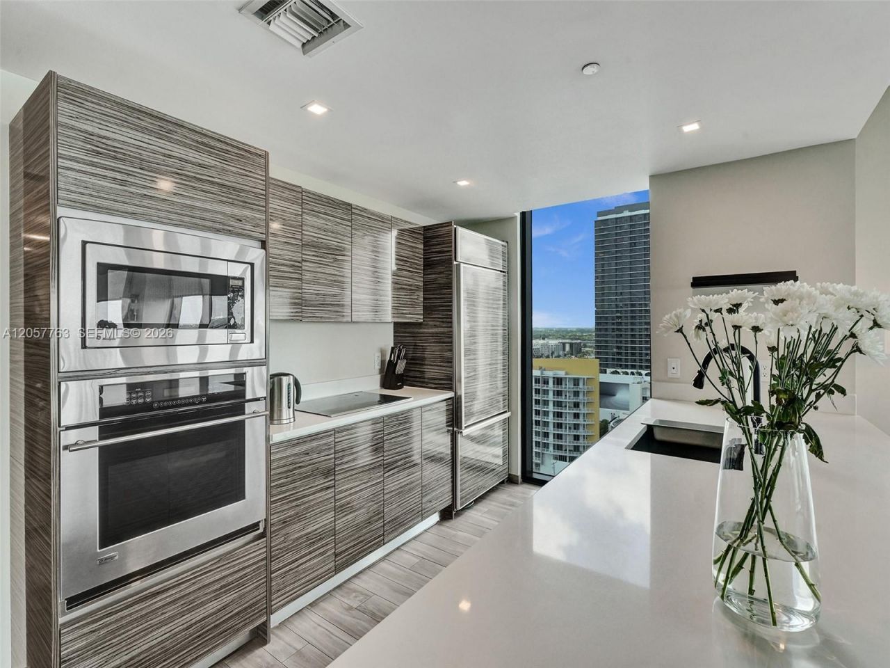 460 NE 28th St , Unit 1701, Miami, FL 33137 Photo