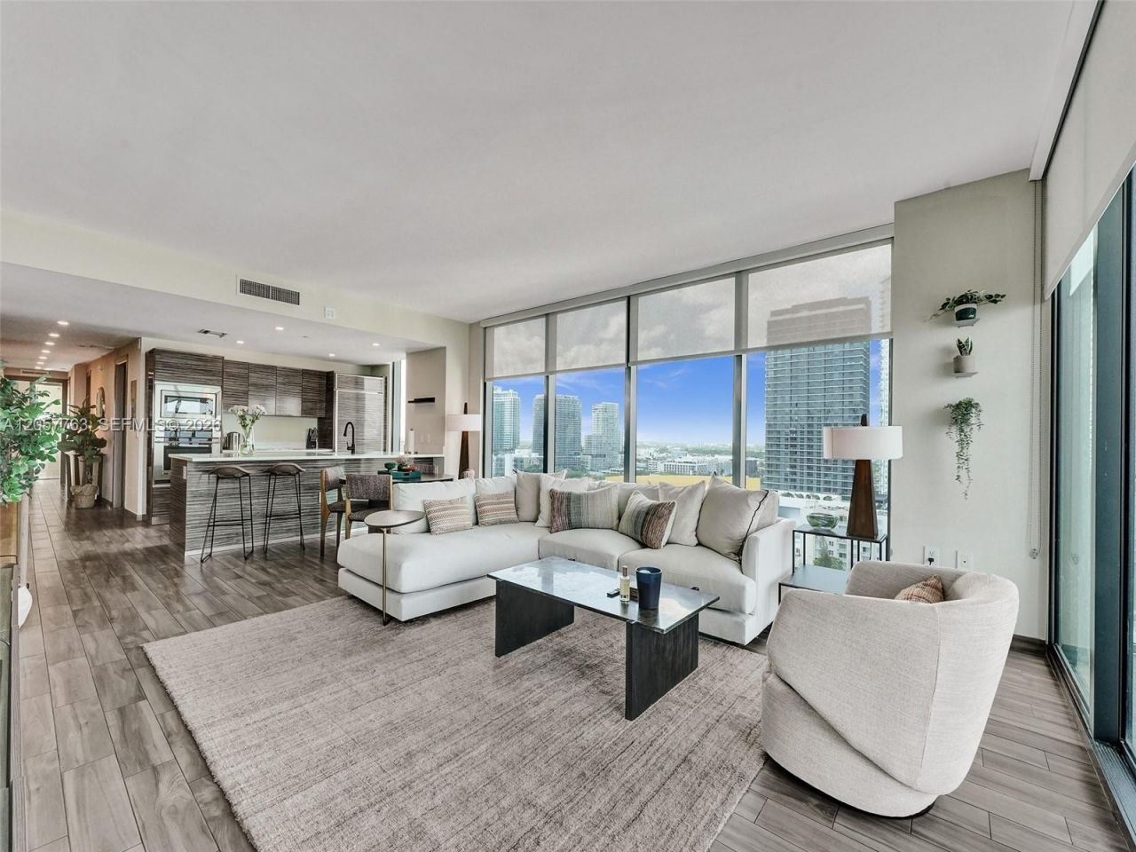 460 NE 28th St , Unit 1701, Miami, FL 33137 Photo