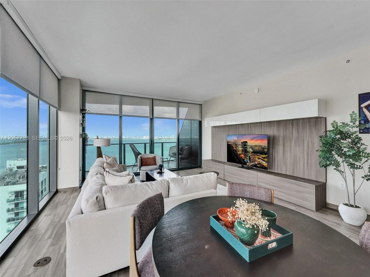 460 NE 28th St , Unit 1701, Miami, FL 33137 Photo