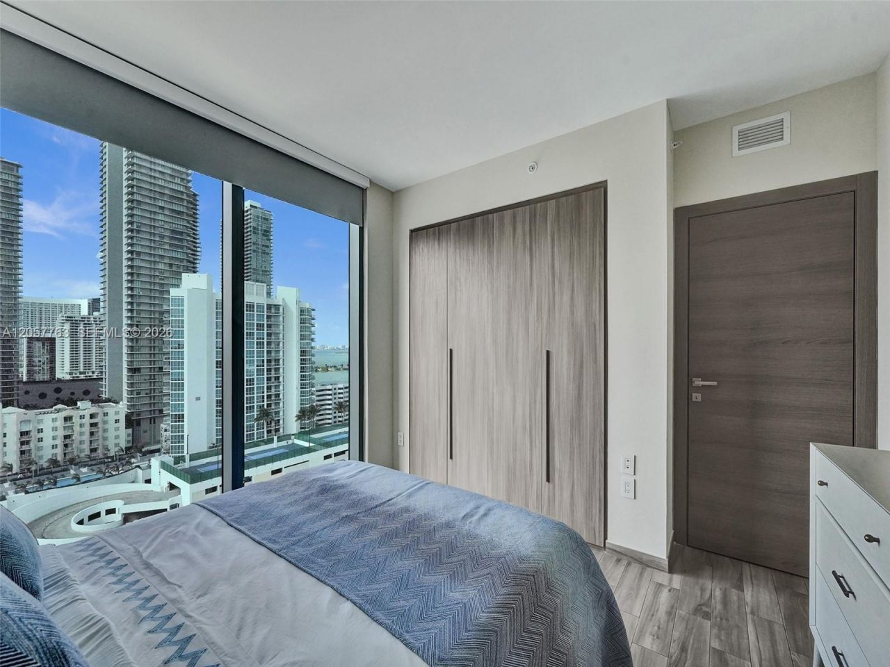 460 NE 28th St , Unit 1701, Miami, FL 33137 Photo
