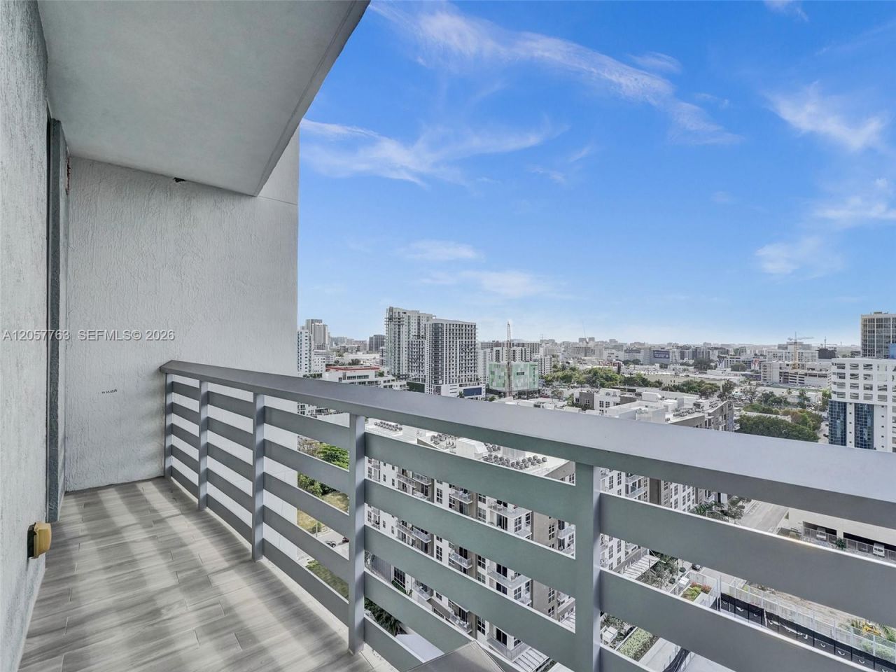 460 NE 28th St , Unit 1701, Miami, FL 33137 Photo