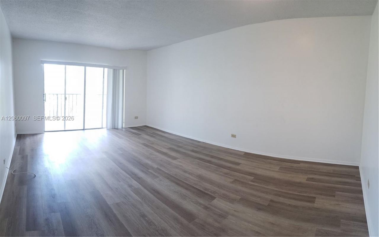 8107 SW 72nd Ave, Unit 416E, Miami, FL 33143 Photo