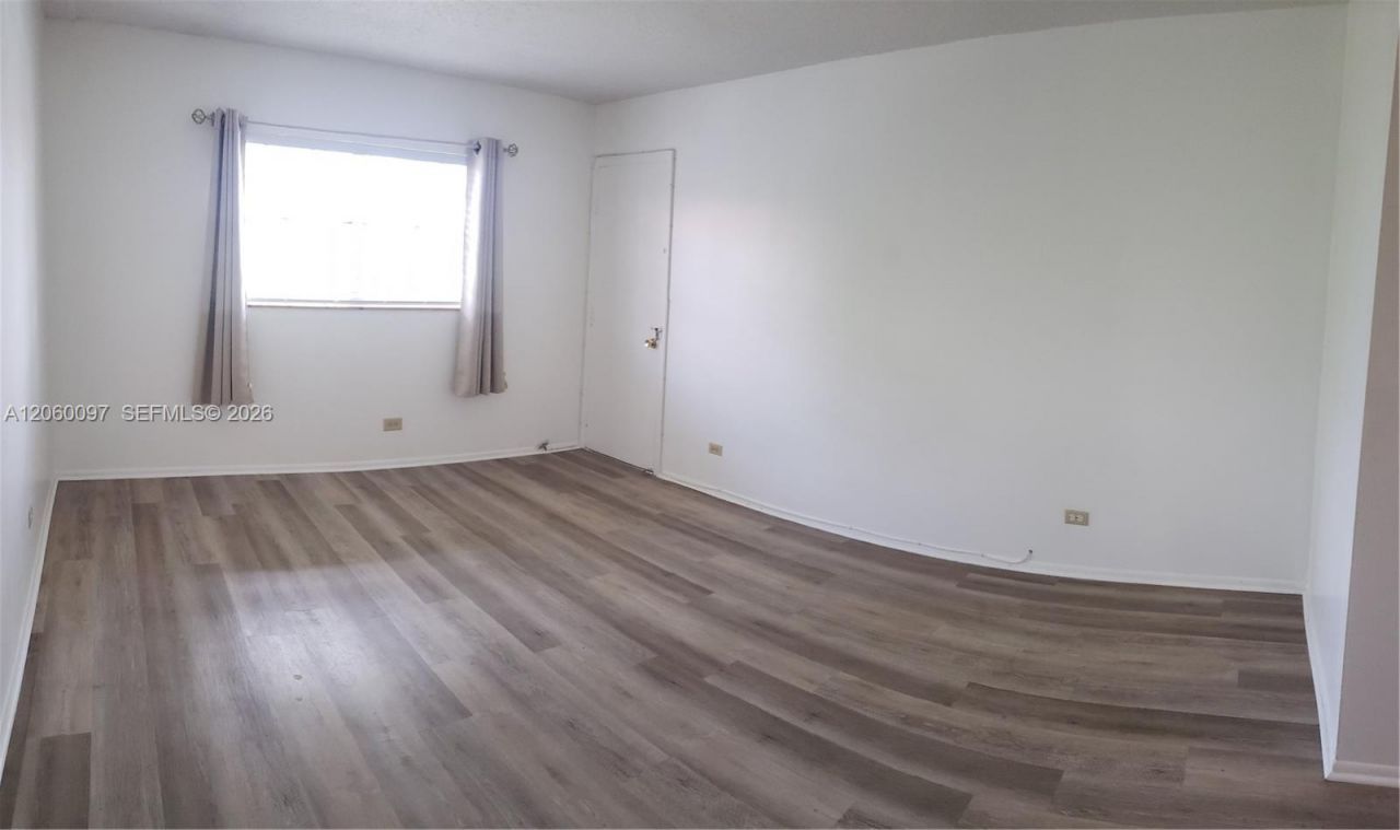 8107 SW 72nd Ave, Unit 416E, Miami, FL 33143 Photo