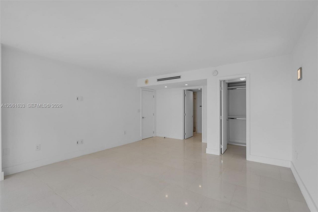881 Ocean Dr, Unit 7H, Key Biscayne, FL 33149 Photo