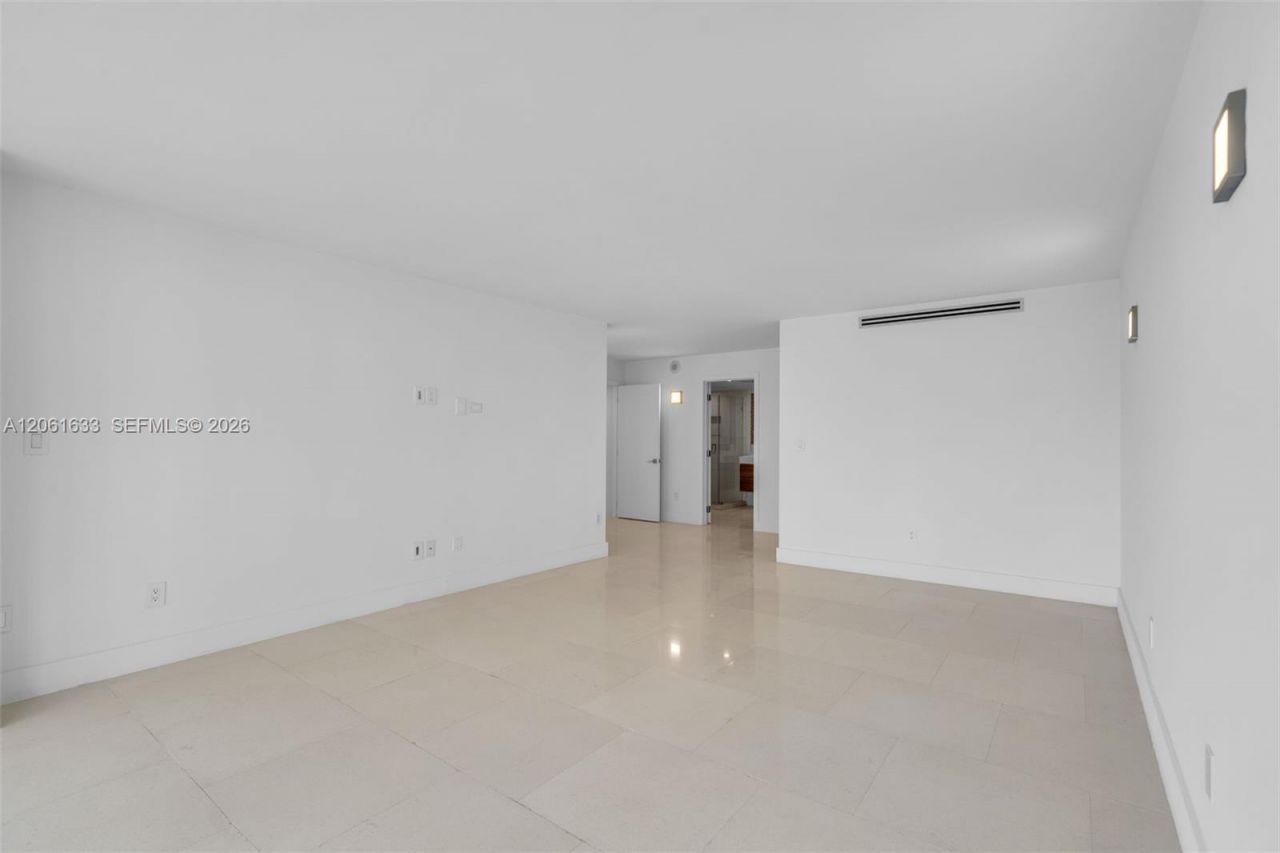 881 Ocean Dr, Unit 7H, Key Biscayne, FL 33149 Photo
