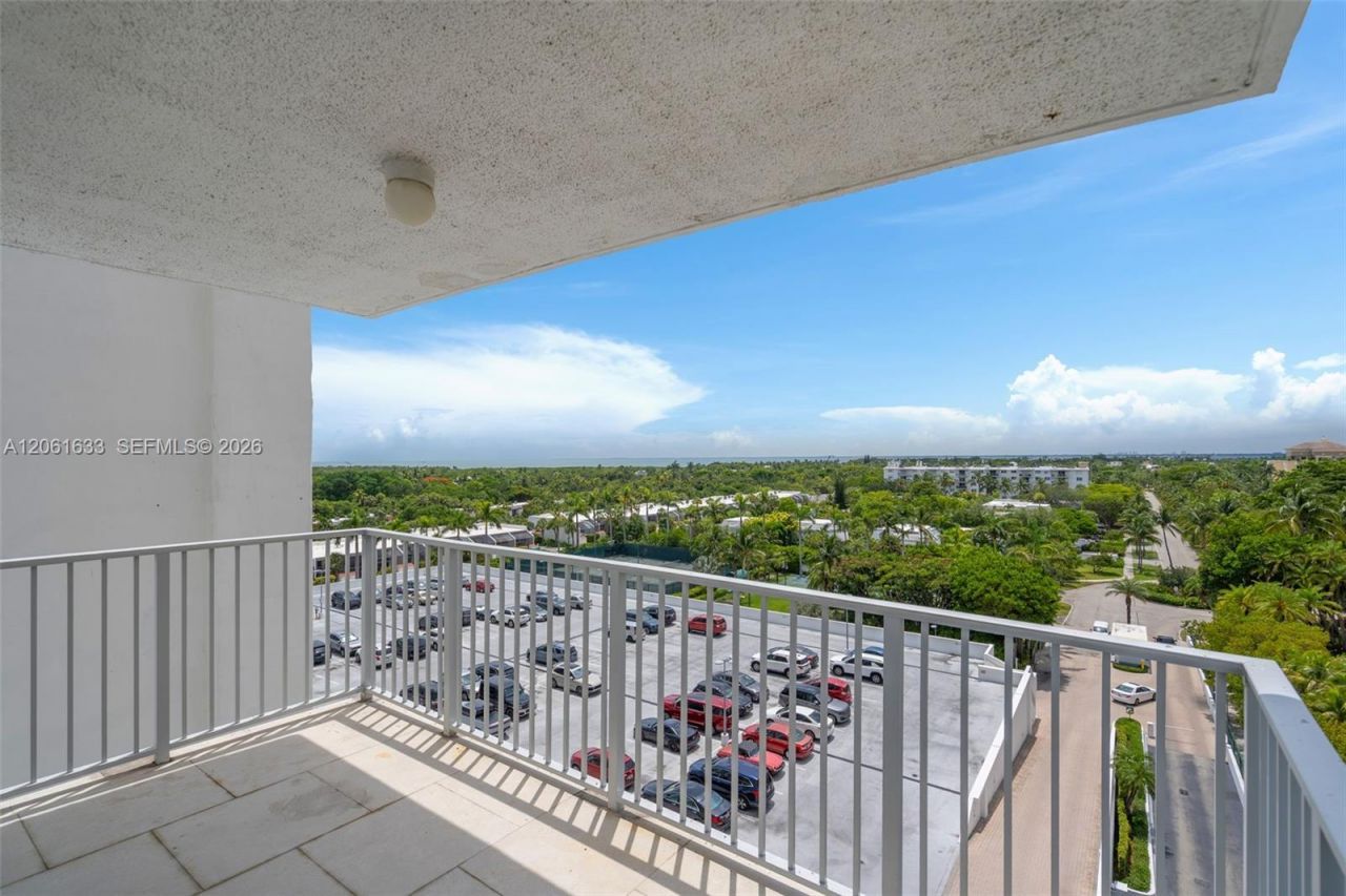 881 Ocean Dr, Unit 7H, Key Biscayne, FL 33149 Photo