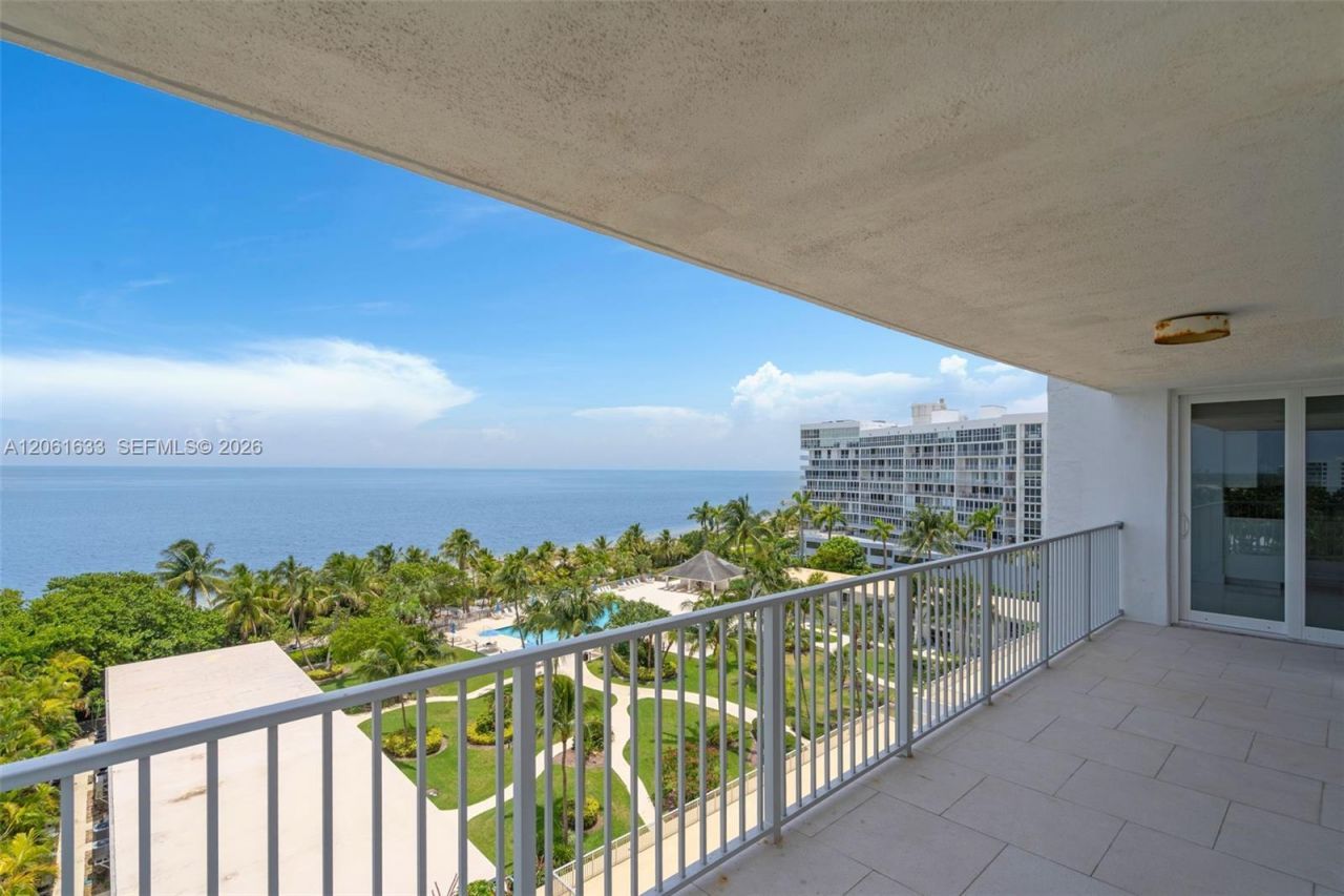 881 Ocean Dr, Unit 7H, Key Biscayne, FL 33149 Photo