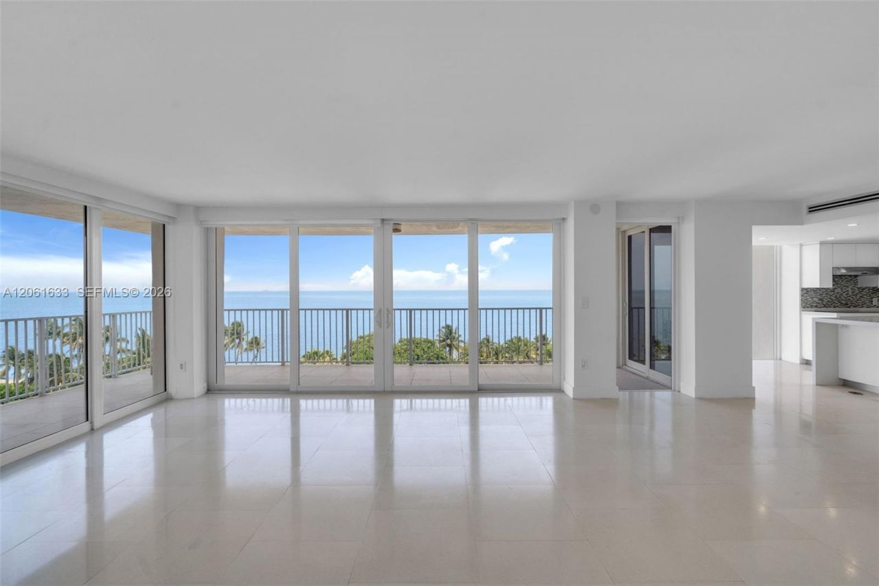 881 Ocean Dr, Unit 7H, Key Biscayne, FL 33149 Photo