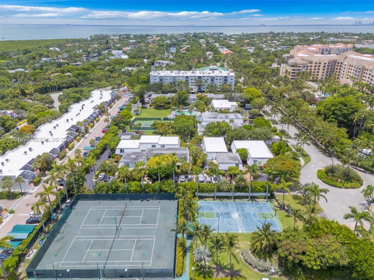 881 Ocean Dr, Unit 7H, Key Biscayne, FL 33149 Photo