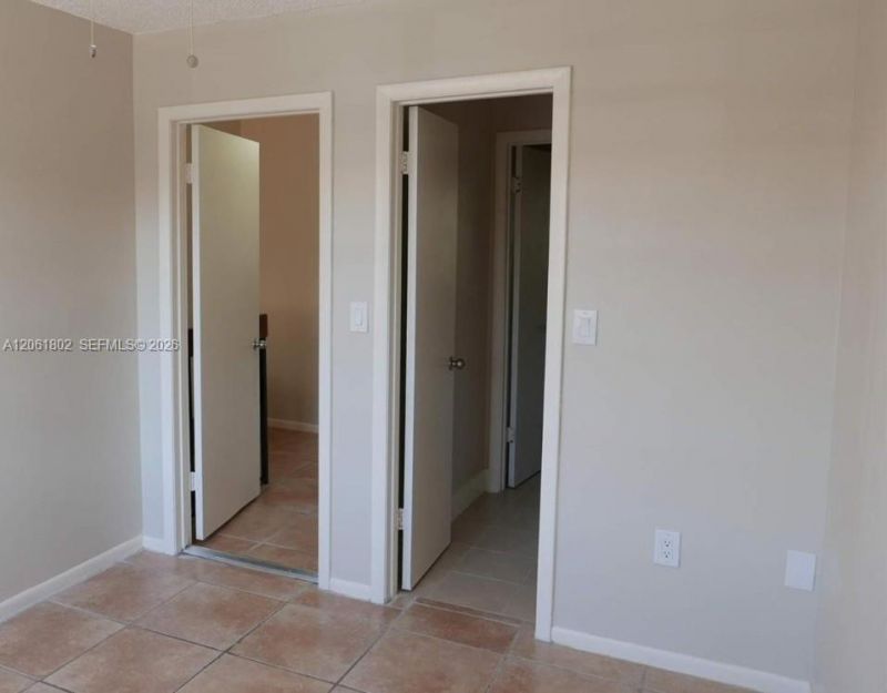 401 SW 109th Ave, Unit 23, Sweetwater, FL 33174 Photo