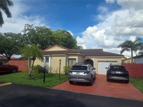 509 SW 87th Pl , Miami, FL 33174