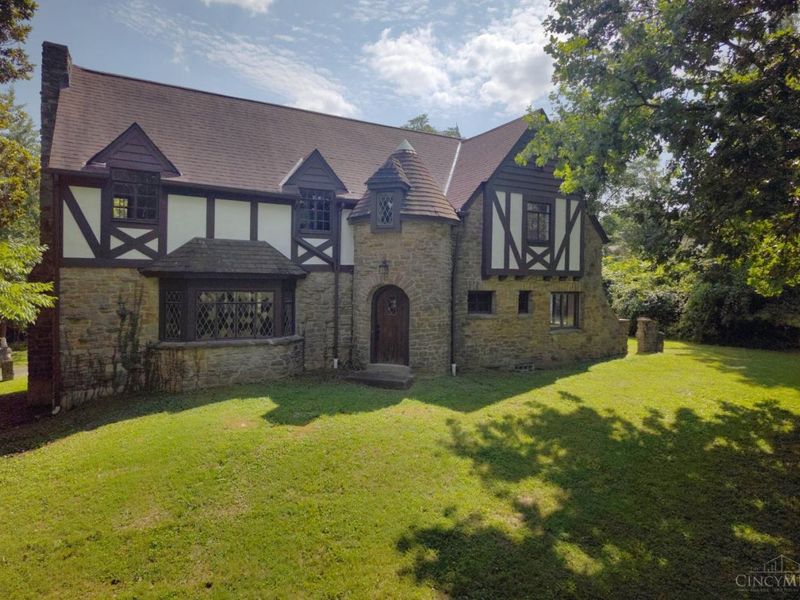 2019 Adams Road, Mount Healthy, OH 45231 Photo 1