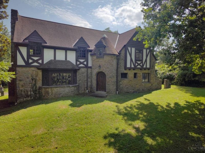 2019 Adams Road, Mount Healthy, OH 45231 Photo 2