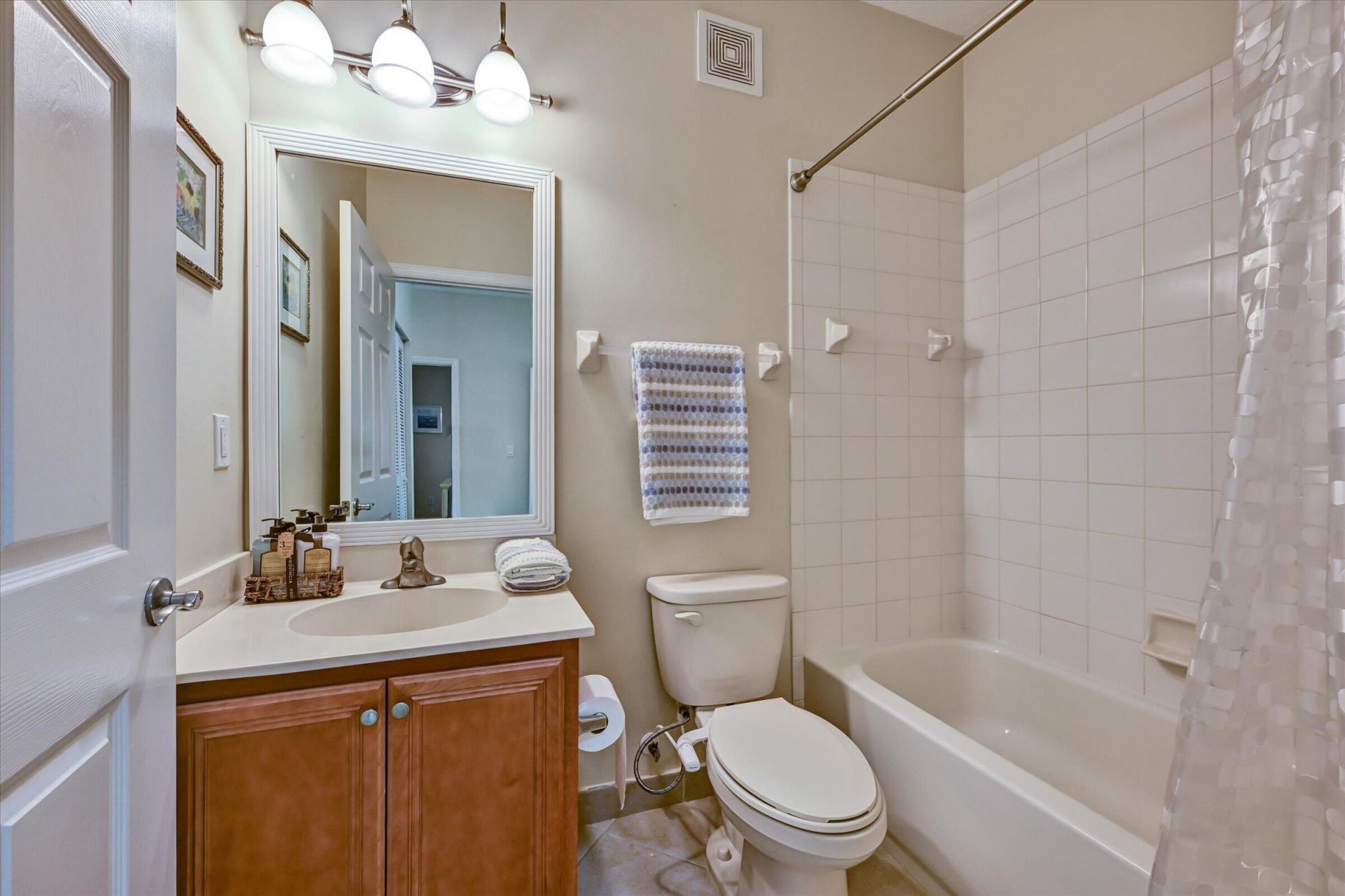 4870 Bonsai Circle, Unit 100, Palm Beach Gardens, FL 33418 Photo