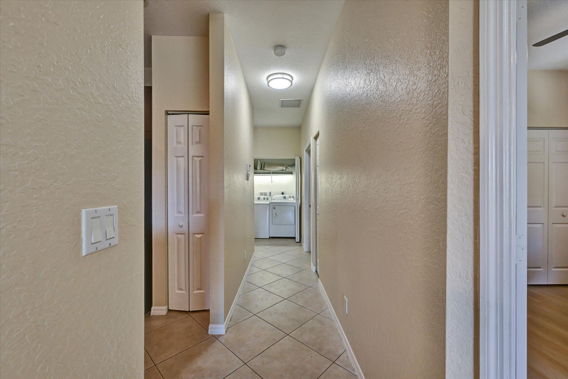 4870 Bonsai Circle, Unit 100, Palm Beach Gardens, FL 33418 Photo