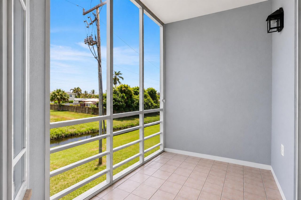 10000 Meridian Way N, Unit 15, Palm Beach Gardens, FL 33410 Photo