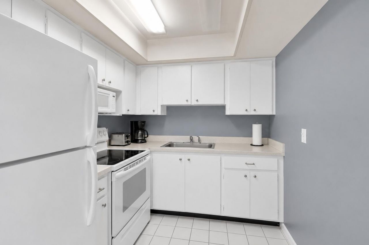 10000 Meridian Way N, Unit 15, Palm Beach Gardens, FL 33410 Photo