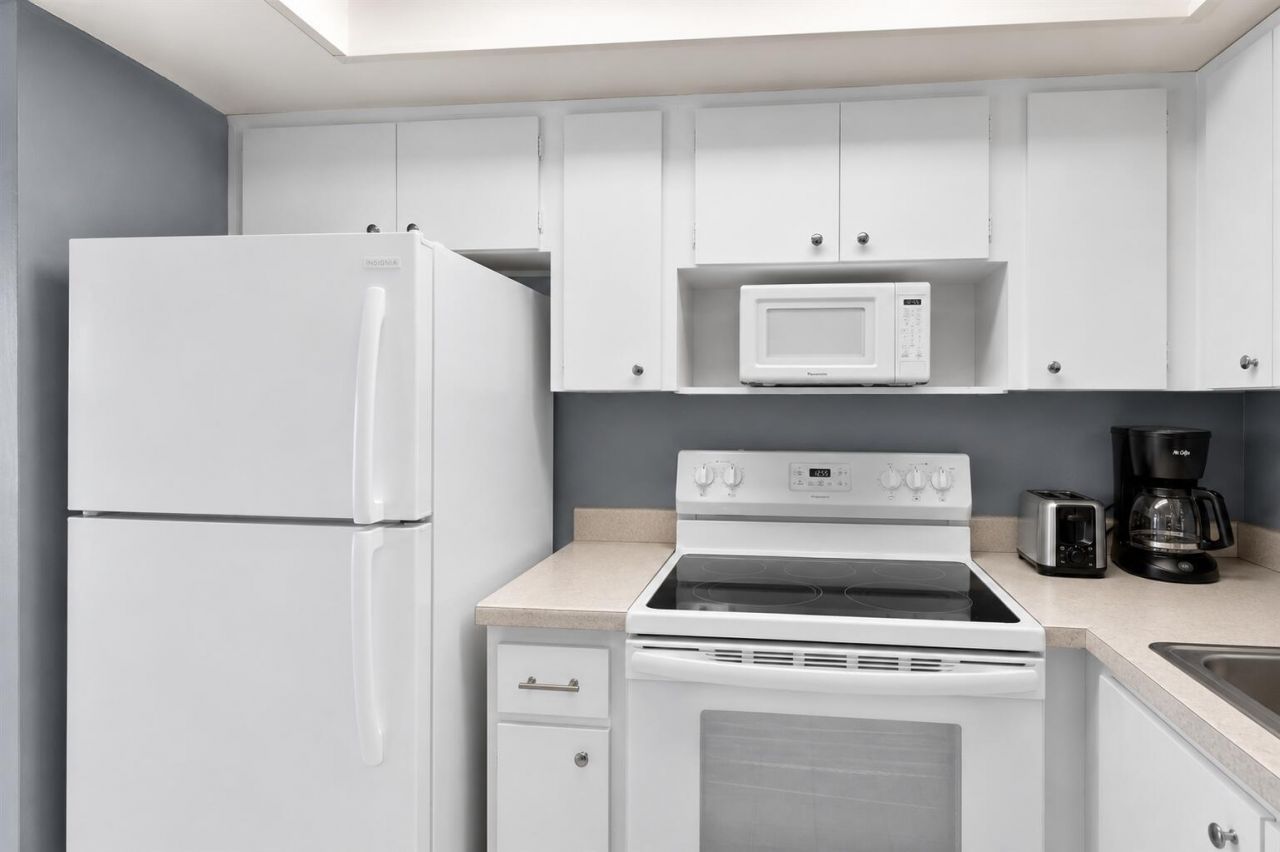 10000 Meridian Way N, Unit 15, Palm Beach Gardens, FL 33410 Photo
