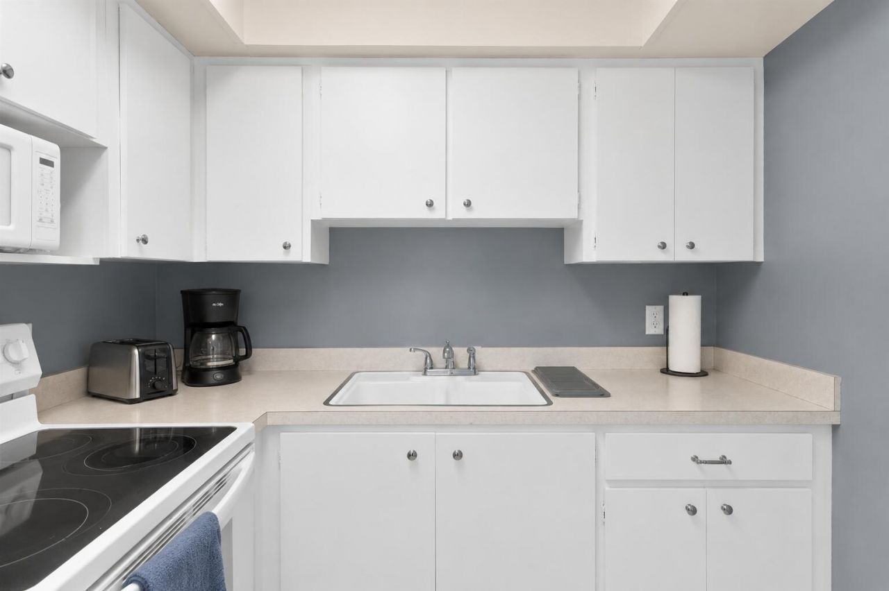 10000 Meridian Way N, Unit 15, Palm Beach Gardens, FL 33410 Photo