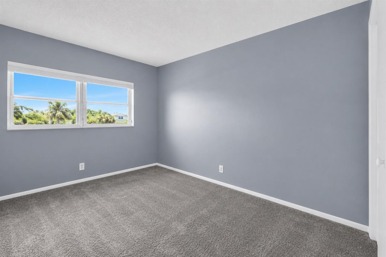 10000 Meridian Way N, Unit 15, Palm Beach Gardens, FL 33410 Photo