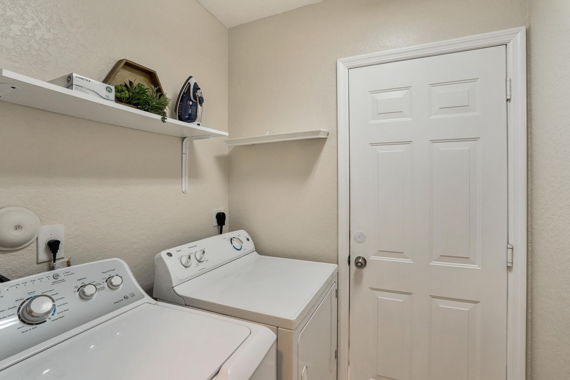 3021 NW 21st Court, Fort Lauderdale, FL 33311 Photo
