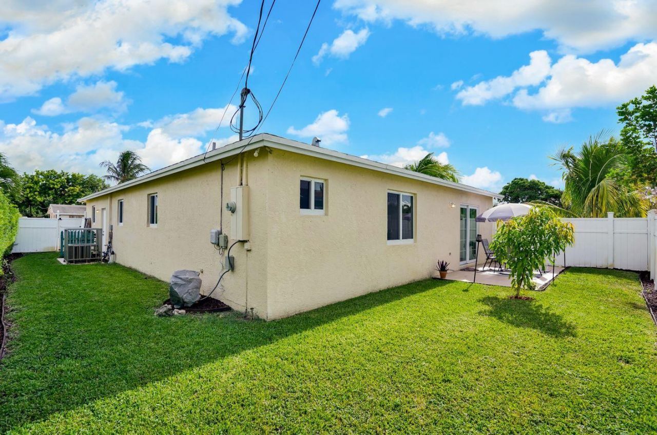 3021 NW 21st Court, Fort Lauderdale, FL 33311 Photo