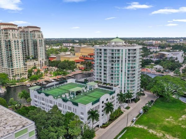 401 SW 4th Avenue, Unit 203, Fort Lauderdale, FL 33315