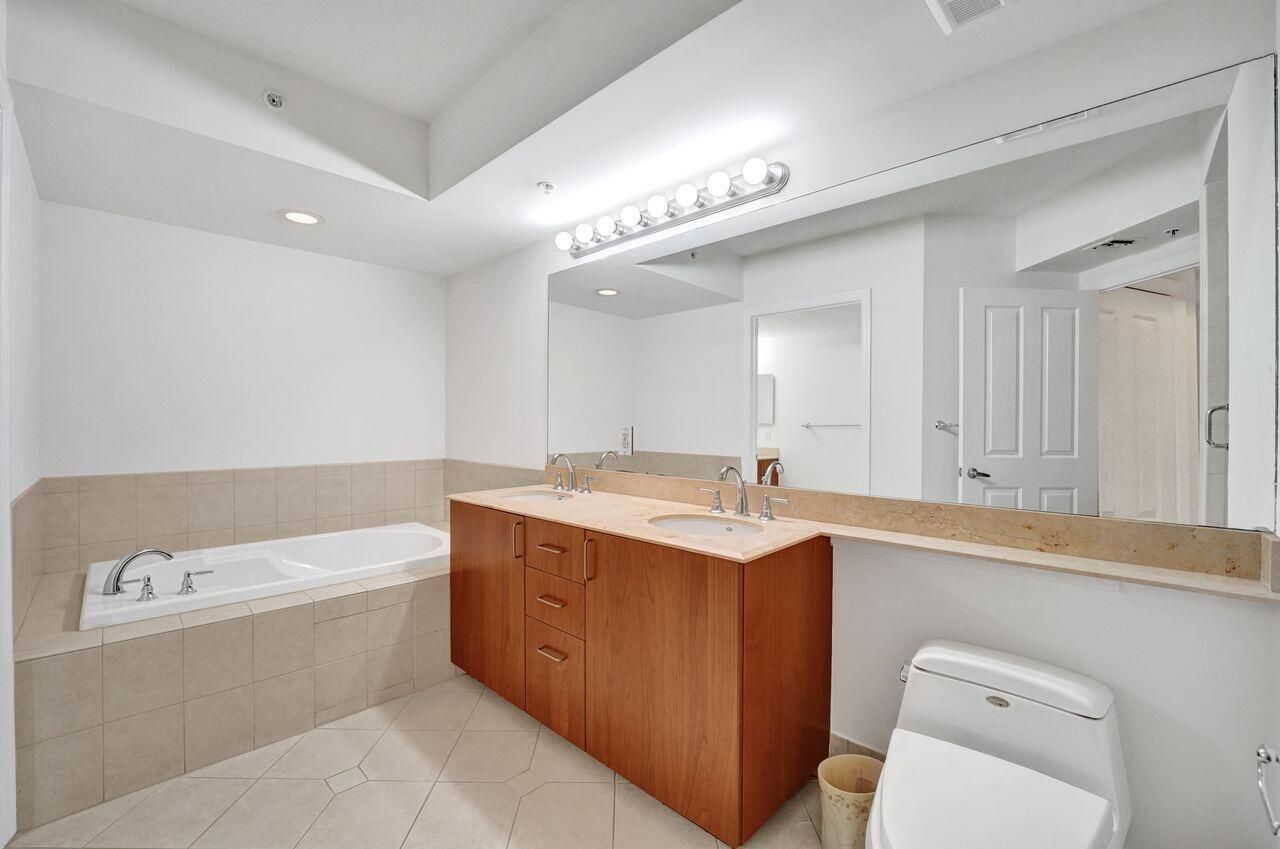 401 SW 4th Avenue, Unit 203, Fort Lauderdale, FL 33315 Photo